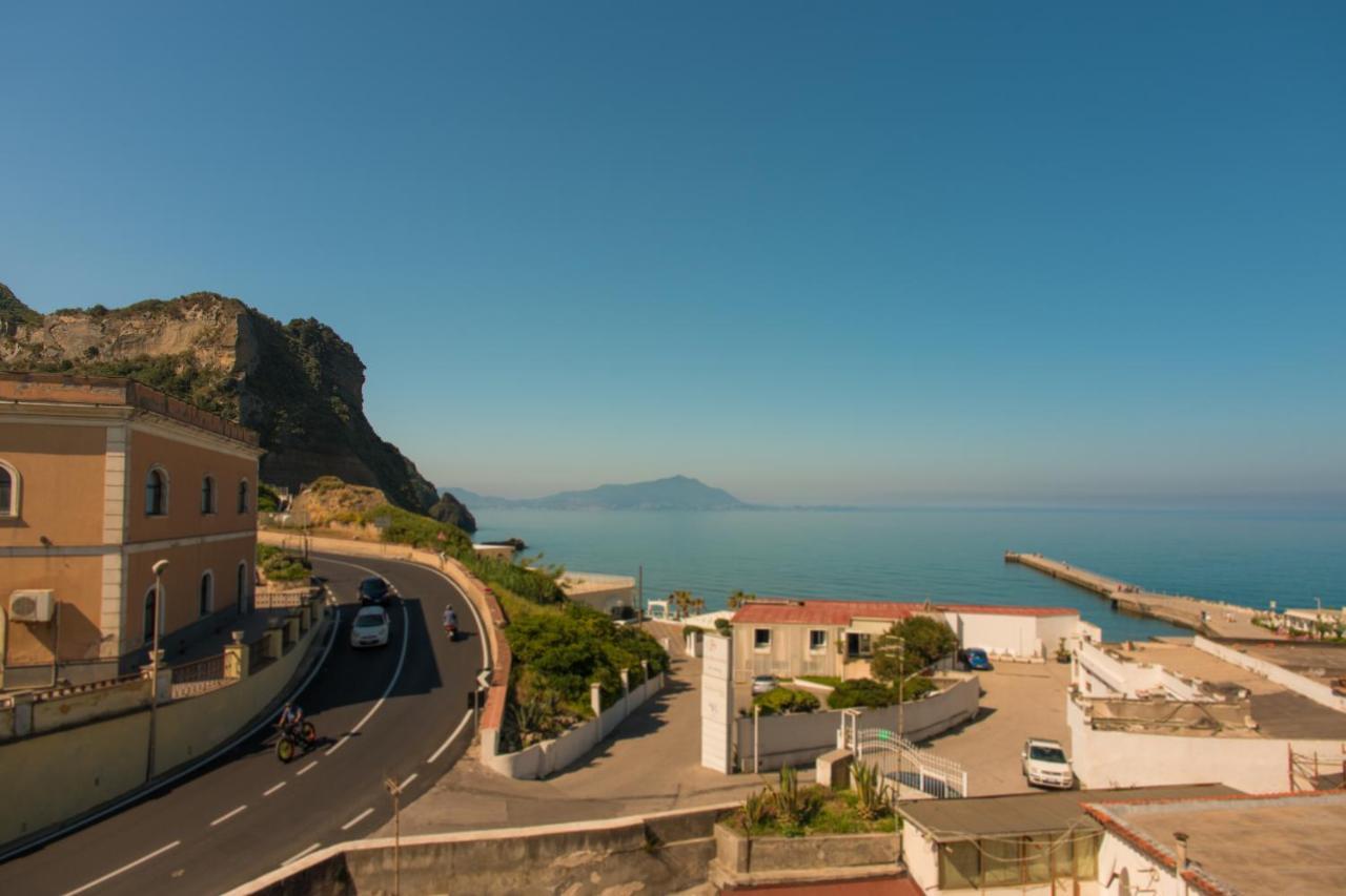 Naro Suites And Rooms Bacoli Luaran gambar